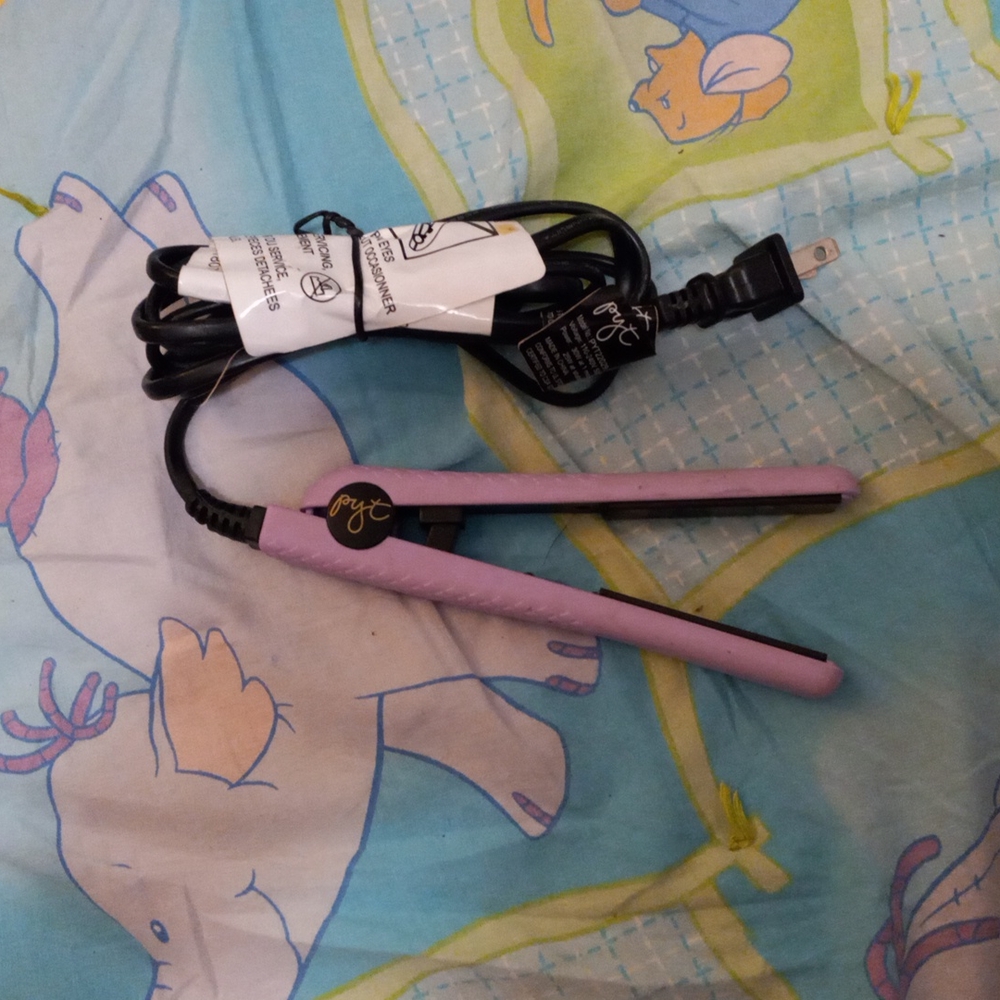 Mini flat iron